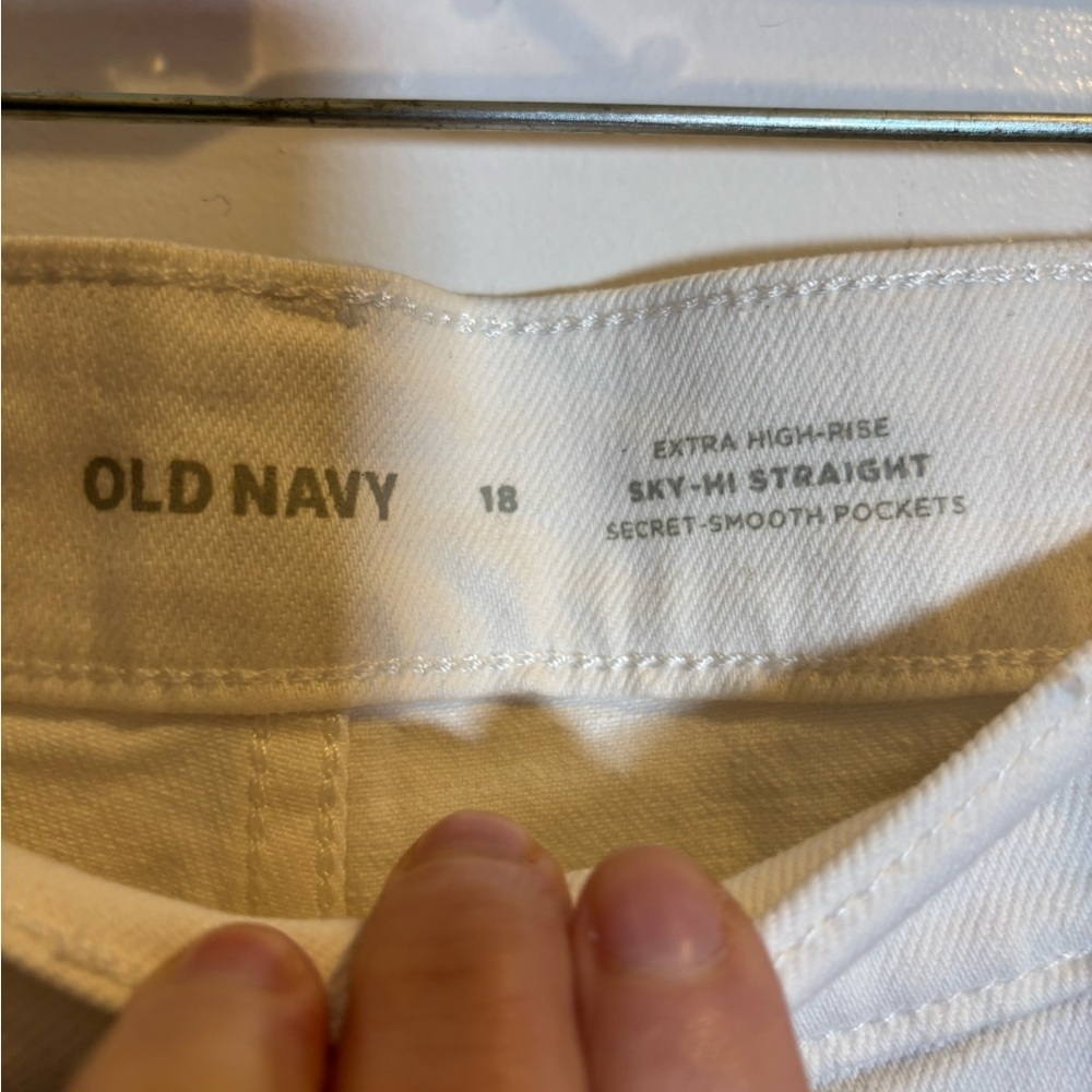 Old Navy Button Fly White Denim Shorts Size 18 NWT - Picture 9 of 10